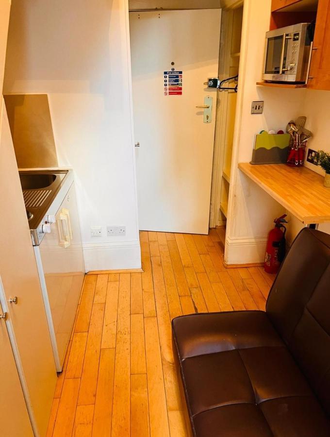 Apartament F10- Mezzanine 1St Floor Flat Fits 3 Near Paddington Londyn Zewnętrze zdjęcie